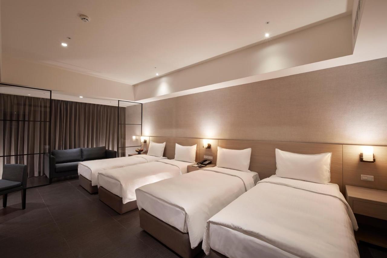 Grand Bay Resort Hotel Hengchun South Gate Exterior photo Deluxe Triple Room
